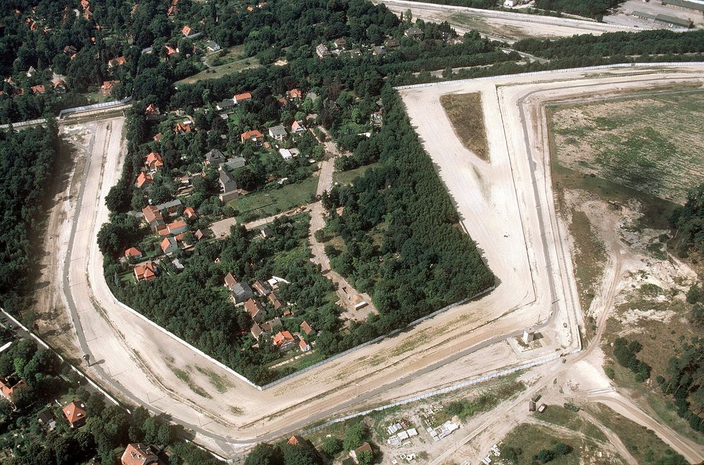 Yirmi sekiz yıl