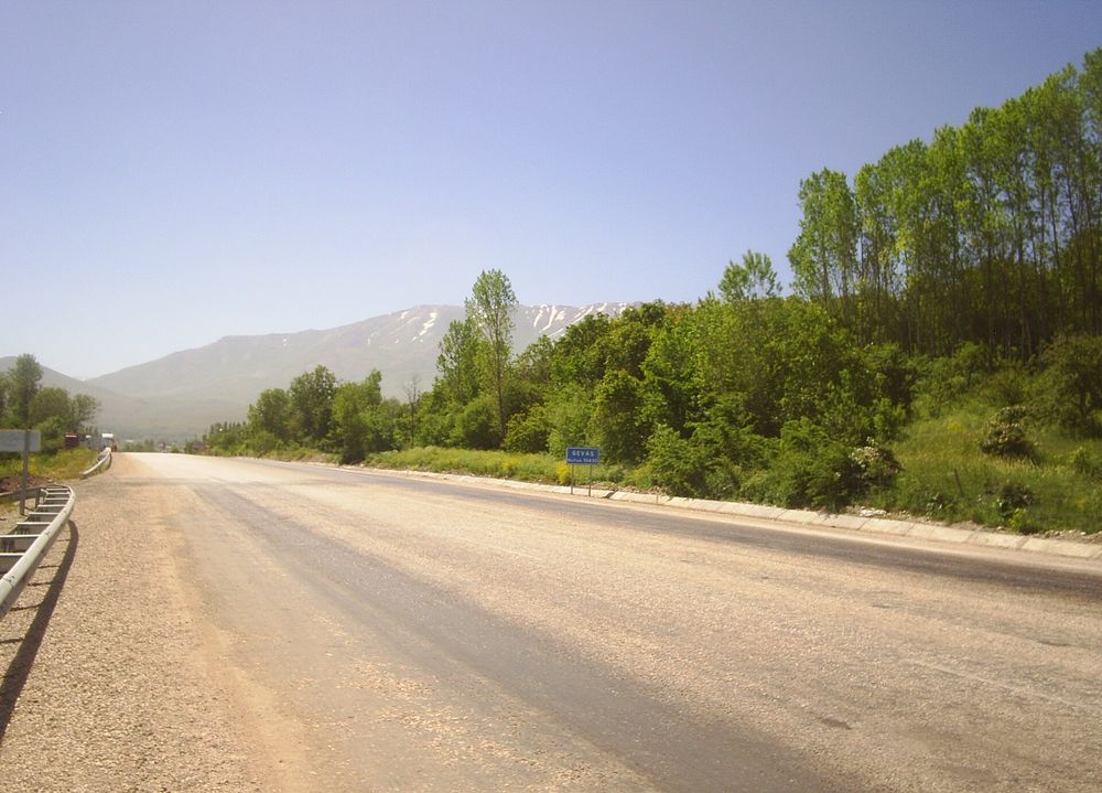 Gevaş kıyısı